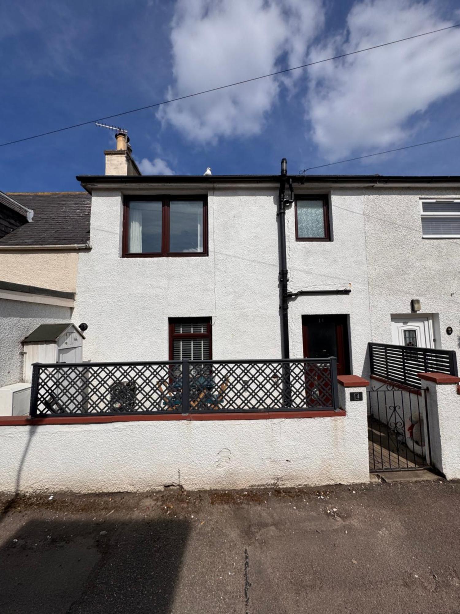 Seaforth -dog Friendly, Historical Fishertown, Location *